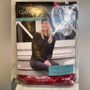 Cuddl Duds Fleecewear Long Sleeve Crew Stretch Warm Layers Red White Sz S